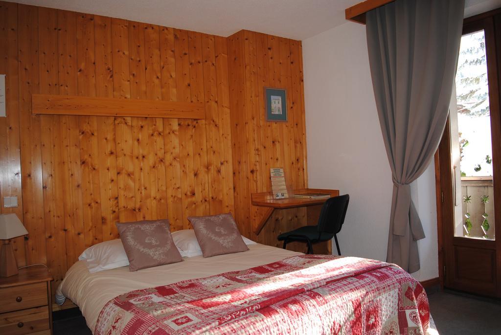 Hotel Val Joly سا جيرفي لي با الغرفة الصورة